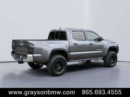 2017 Toyota Tacoma SR5