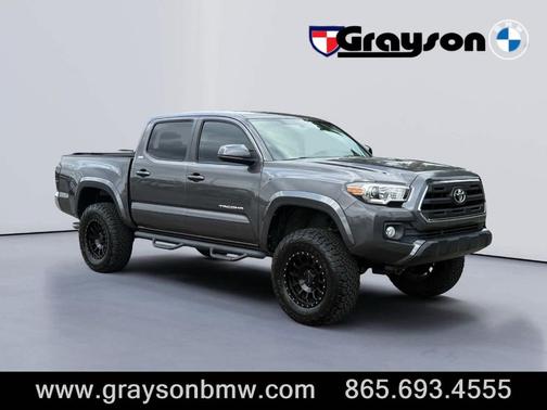 2017 Toyota Tacoma SR5
