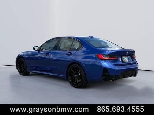 2024 BMW 330 i xDrive