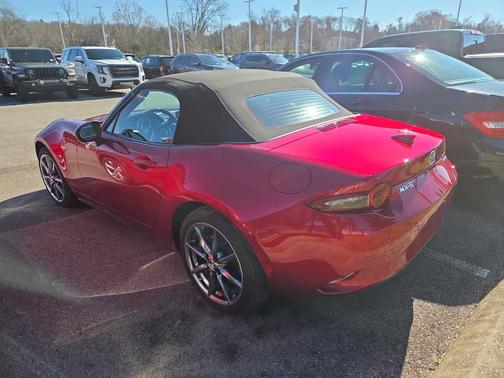 2022 Mazda MX-5 Miata Grand Touring