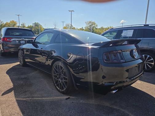 2013 Ford Mustang V6 Premium