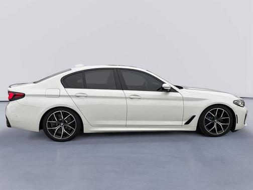 2023 BMW 540 i xDrive