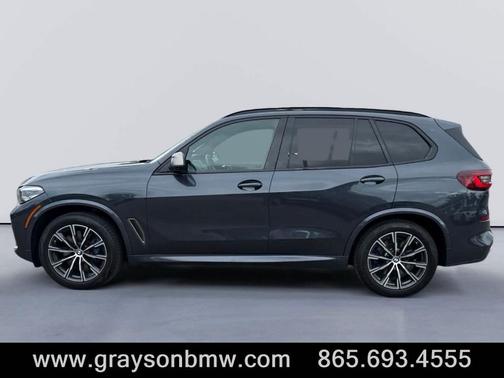 2022 BMW X5 M50i