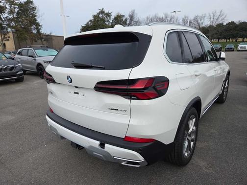 2026 BMW X5 sDrive40i