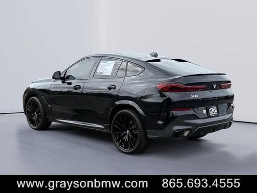 2023 BMW X6 xDrive40i