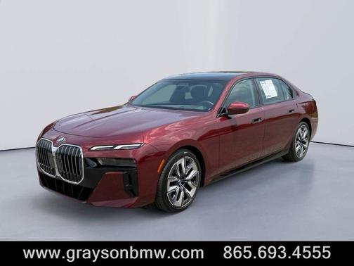 2023 BMW 740 i