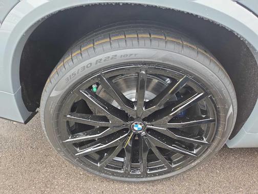 Gray 2026 BMW X5 M60i