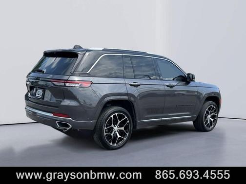 2023 Jeep Grand Cherokee Summit