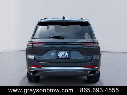 2023 Jeep Grand Cherokee Summit