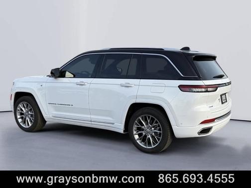 2022 Jeep Grand Cherokee 4xe Summit