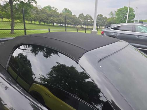 Phantom Black Pearl 2011 Audi R8 5.2 quattro Spyder
