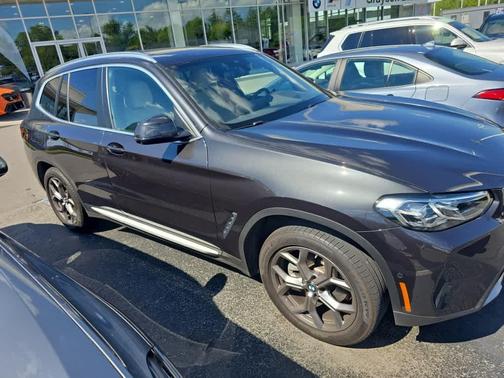 Dark Graphite Metallic 2024 BMW X3 xDrive30i