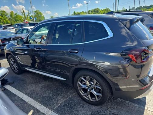 Dark Graphite Metallic 2024 BMW X3 xDrive30i