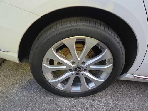 2019 Mercedes-Benz E-Class E 300