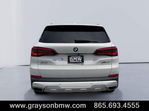 Alpine White 2023 BMW X5 xDrive40i