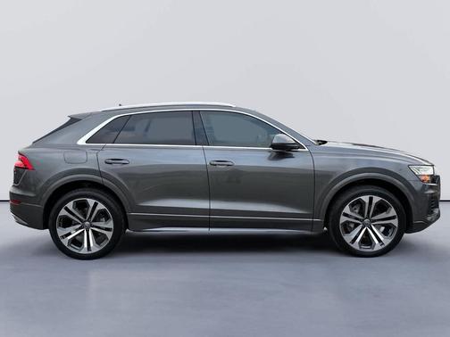 2019 Audi Q8 Prestige