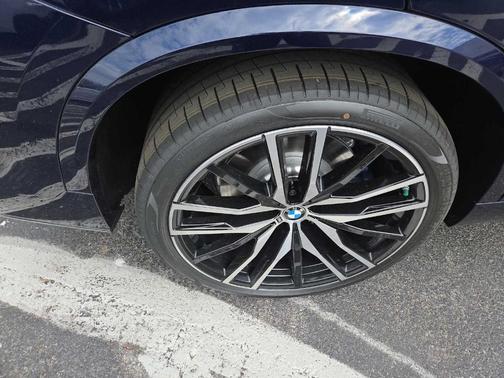 Tanzanite Blue 2026 BMW X5 M60i