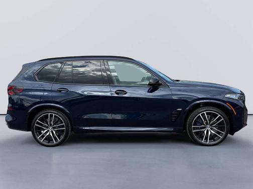 Tanzanite Blue 2026 BMW X5 M60i