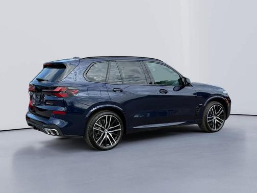 Tanzanite Blue 2026 BMW X5 M60i