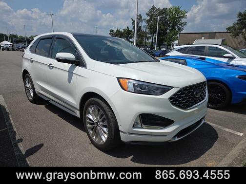 2024 Ford Edge Titanium