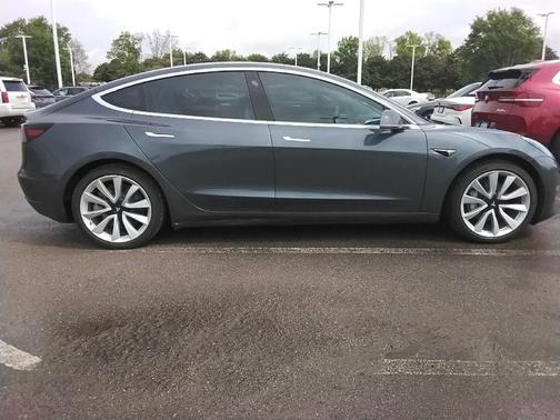 2020 Tesla Model 3 Long Range