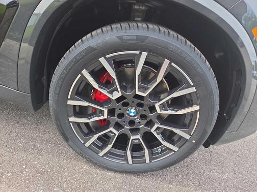 Gray 2026 BMW X5 xDrive40i