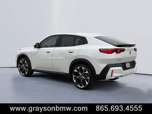 2025 BMW X2 xDrive28i
