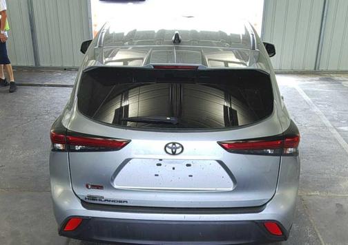 Celestial Silver Metallic 2023 Toyota Highlander L