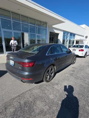 2018 Audi A4 2.0T Prestige