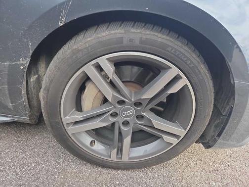 2018 Audi A4 2.0T Prestige