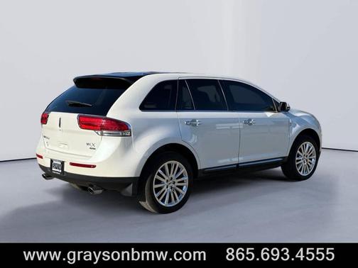 2013 Lincoln MKX Base