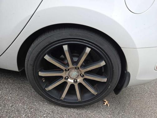 2011 Hyundai Elantra Touring GLS