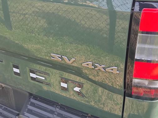 2023 Nissan Frontier SV