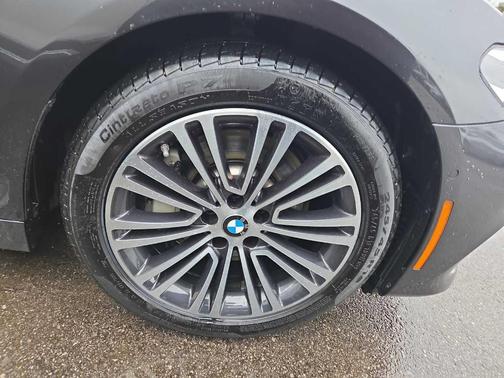 2018 BMW 530 i