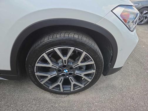 2021 BMW X1 sDrive28i