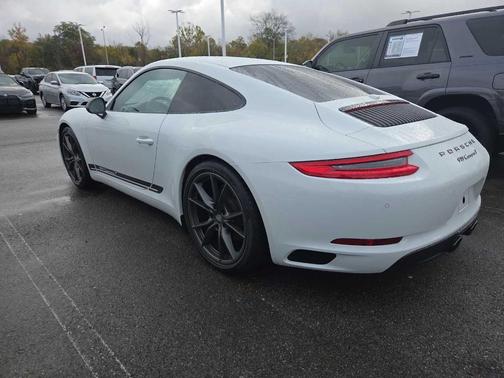 2019 Porsche 911 Carrera T