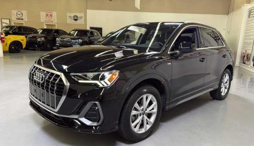 Mythos Black Metallic 2022 Audi Q3 45 S line Premium Plus