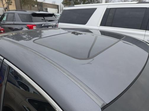 2020 Lexus ES 300h Ultra Luxury