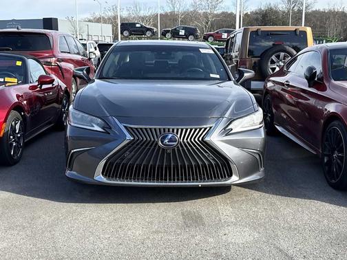 2020 Lexus ES 300h Ultra Luxury