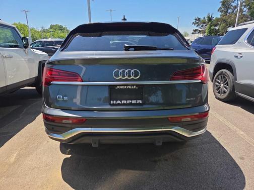 Daytona Gray Pearl Effect 2024 Audi Q5 45 S line quattro Premium