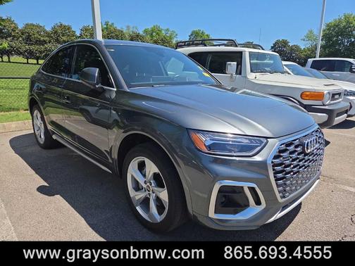 Daytona Gray Pearl Effect 2024 Audi Q5 45 S line quattro Premium