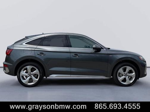 Daytona Gray Pearl Effect 2024 Audi Q5 45 S line quattro Premium