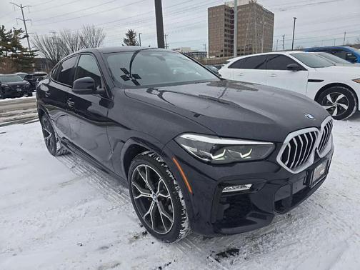 2021 BMW X6 xDrive40i