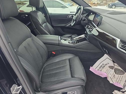 2021 BMW X6 xDrive40i