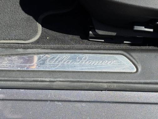 Vesuvio Gray Metallic 2020 Alfa Romeo Giulia Ti