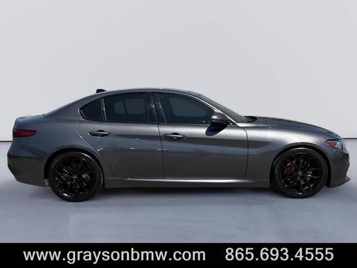 Vesuvio Gray Metallic 2020 Alfa Romeo Giulia Ti