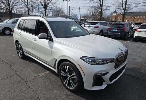 2020 BMW X7 M50i
