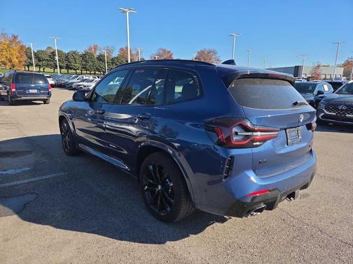 2024 BMW X3 M40i