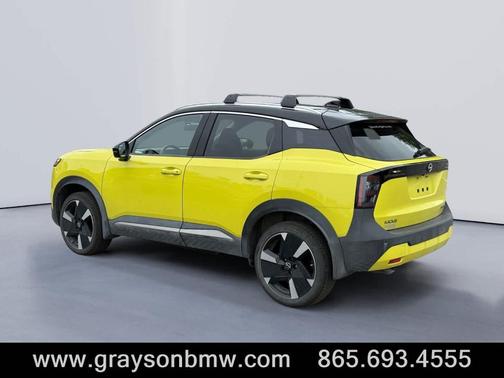 2t Ylw Blk Roof 2026 Nissan Kicks SR