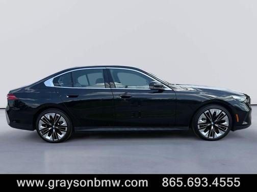 2024 BMW 540 i xDrive